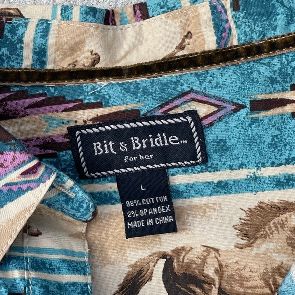 Bit and Bridle Button Up - Picture 3 of 3